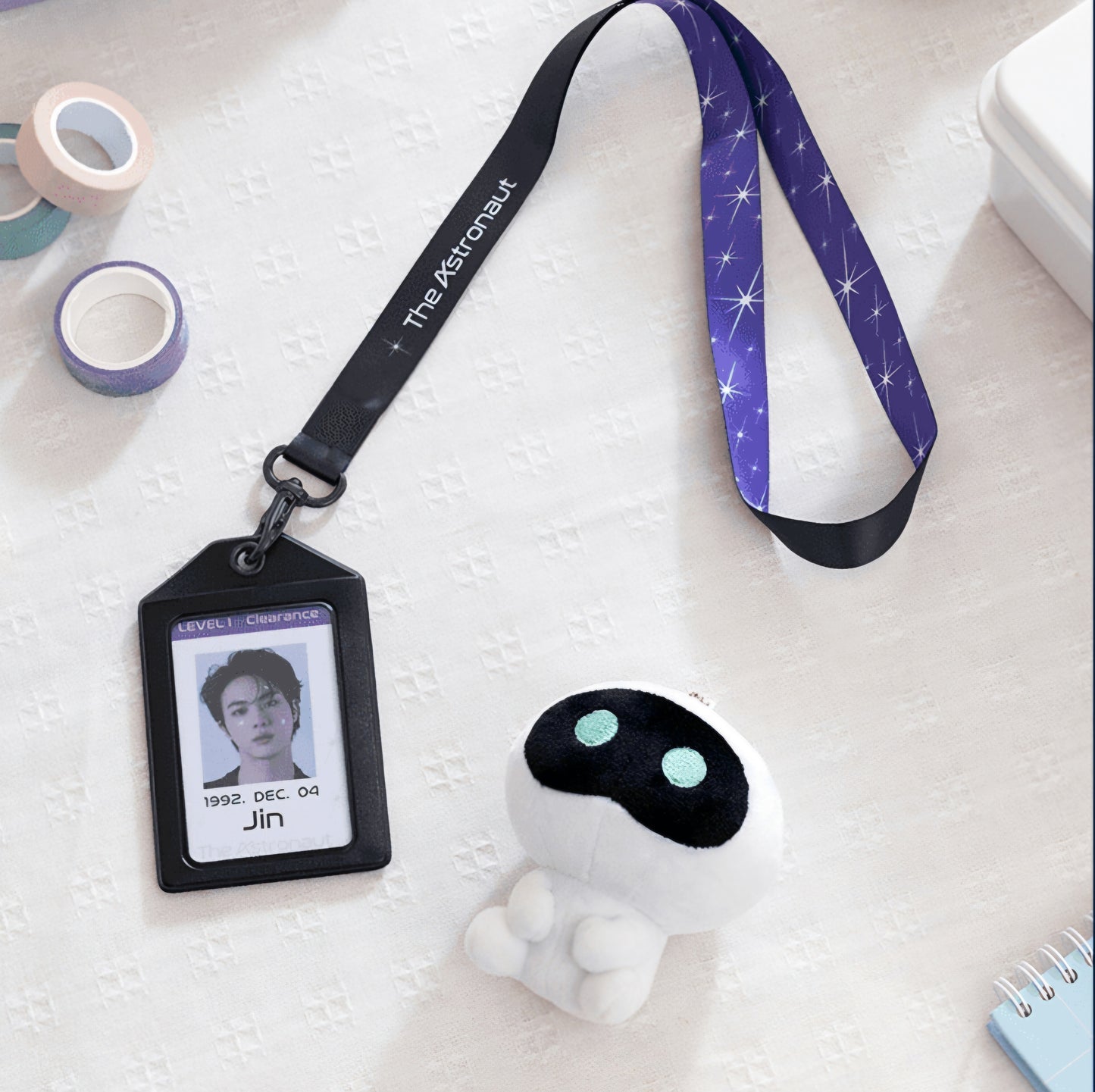Jin - The Astronaut Merch Oficial - Wootteo Keyring